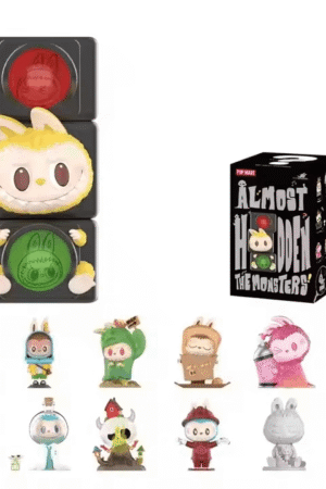 Labubu Almost Hidden – La Figurine Timide et Adorable